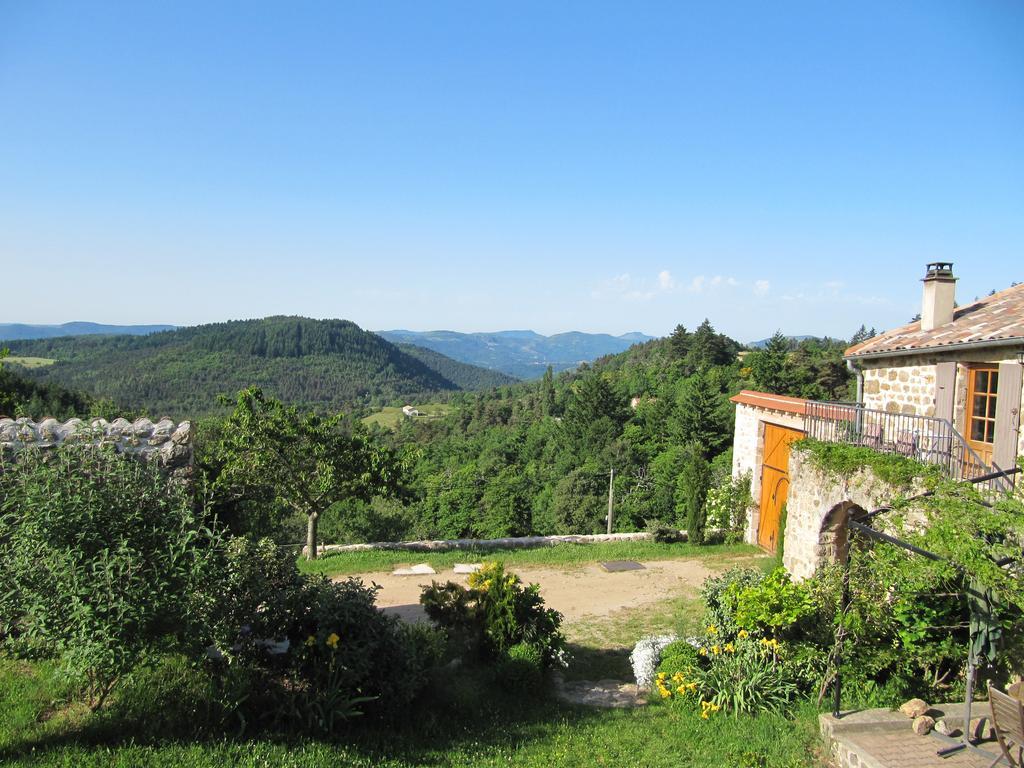 Le Petit Rias Gite Soleil Saint Maurice en Chalencon 외부 사진
