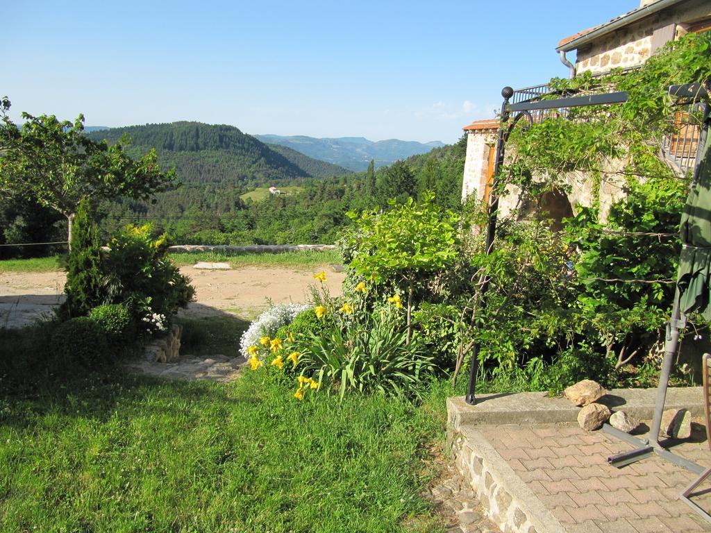 Le Petit Rias Gite Soleil Saint Maurice en Chalencon 외부 사진