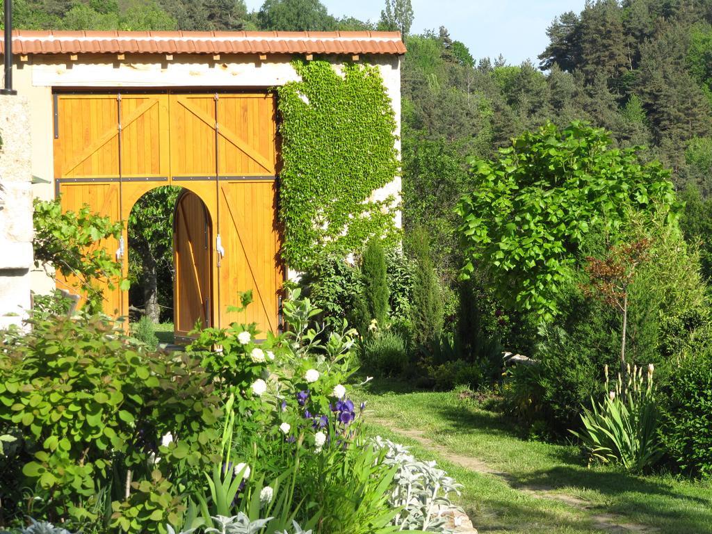 Le Petit Rias Gite Soleil Saint Maurice en Chalencon 외부 사진